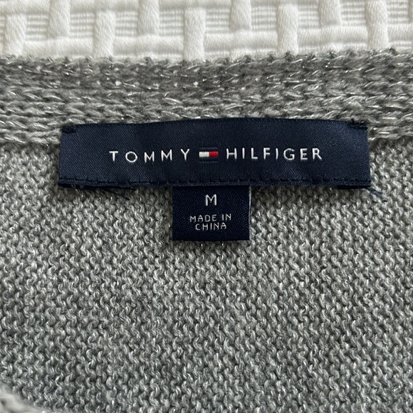Tommy Hilfiger grey with silver thread knit sweater, size M. - Picture 5 of 7